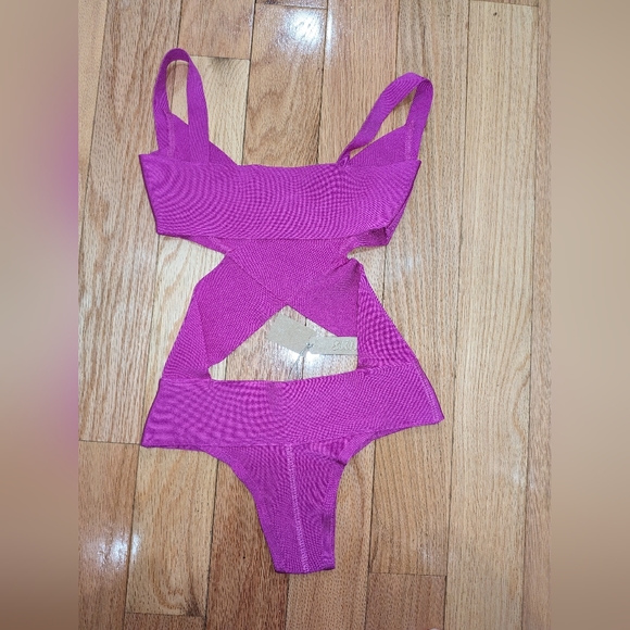 NWT SKIMS KNIT BEACHWEAR MONOKINI IN LOLLIPOP - Picture 6 of 8